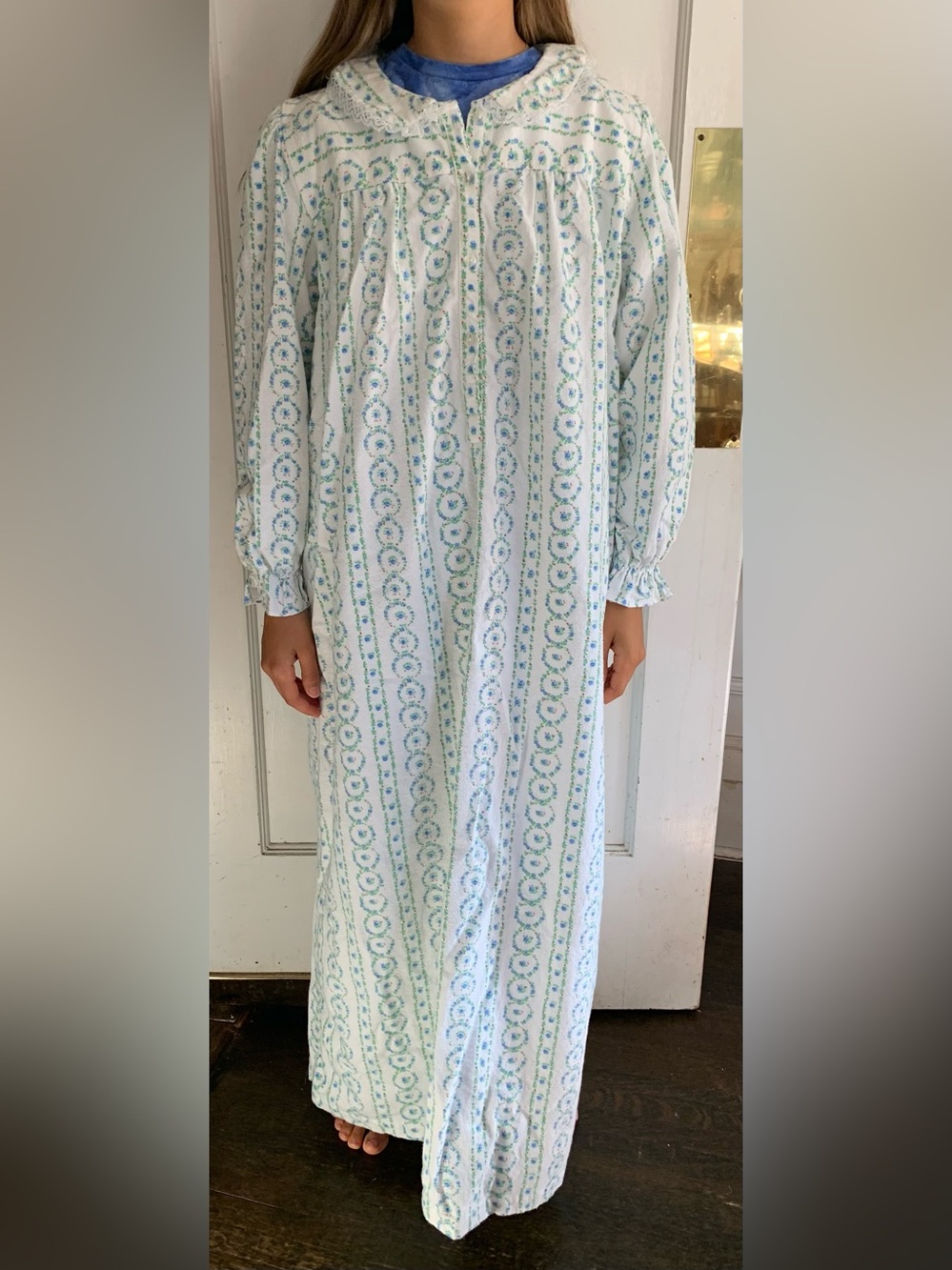 Flannel Traditional Nightgown Size Med ? Vintage Cottagecore Prairie Tyrolean